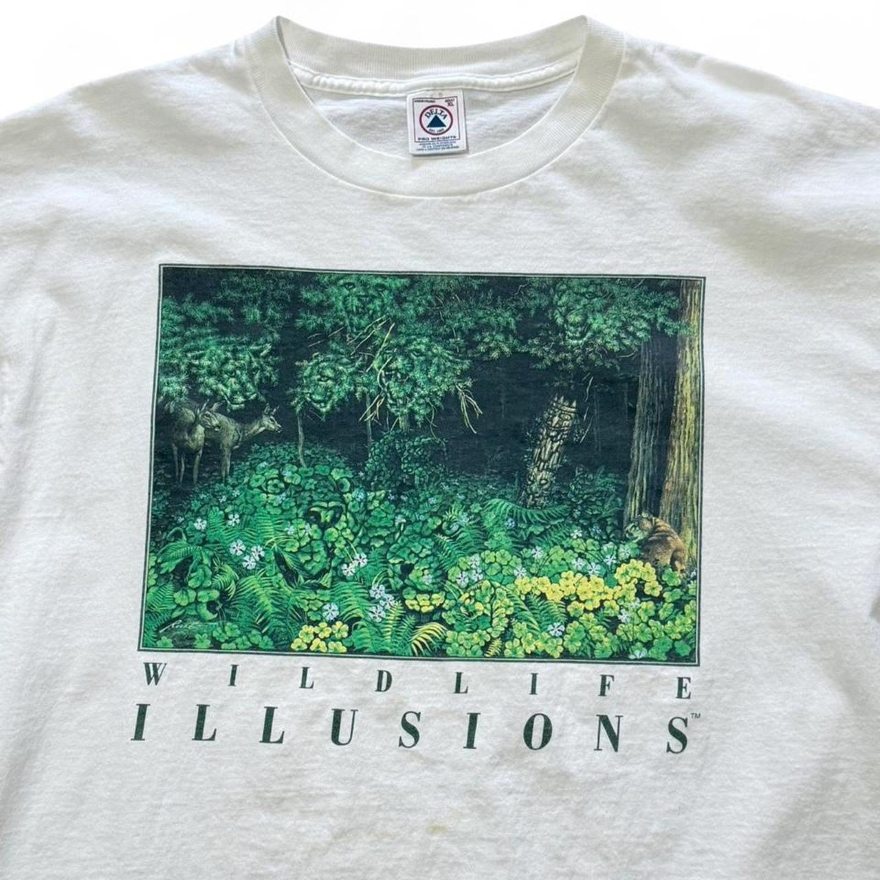 Vintage 90s Wildlife Illusions Art Nature Forest Wilderness Art T-shirt