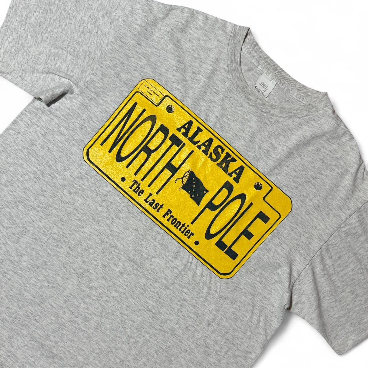 90s Grey Alaska North Pole The Last Frontier License Plate Tee