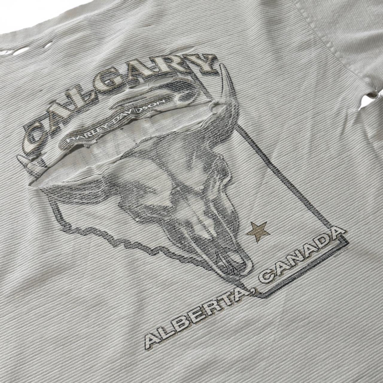 90s Thrashed Harley Davidson Calgary Alberta Grey Ribbed Tee