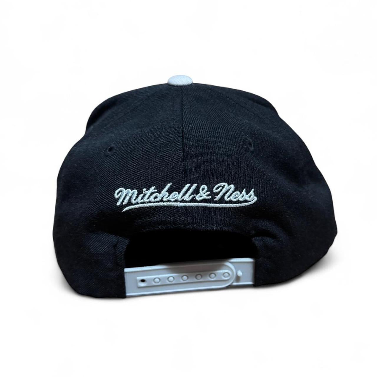 Los Angeles LA Kings NHL Hockey Retro Snapback Hat Mitchell & Ness Cap
