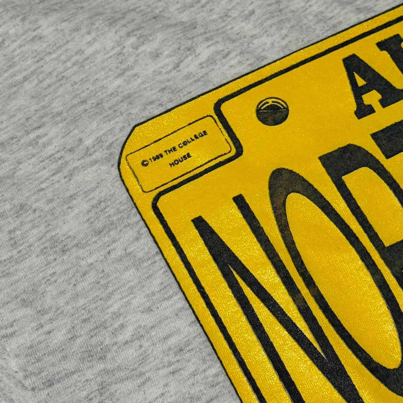 90s Grey Alaska North Pole The Last Frontier License Plate Tee