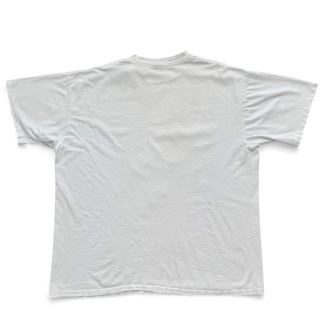 90s Skunk Animal Nature Graphic T-shirt