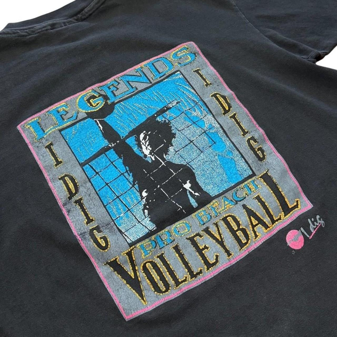 90s I Dig Pro Beach Legends Volleyball Beach Sport Graphic Faded T-shirt