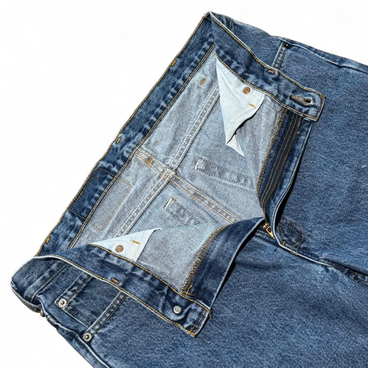 90s Blue Wash Levi’s 516 Straight Leg Denim Jeans