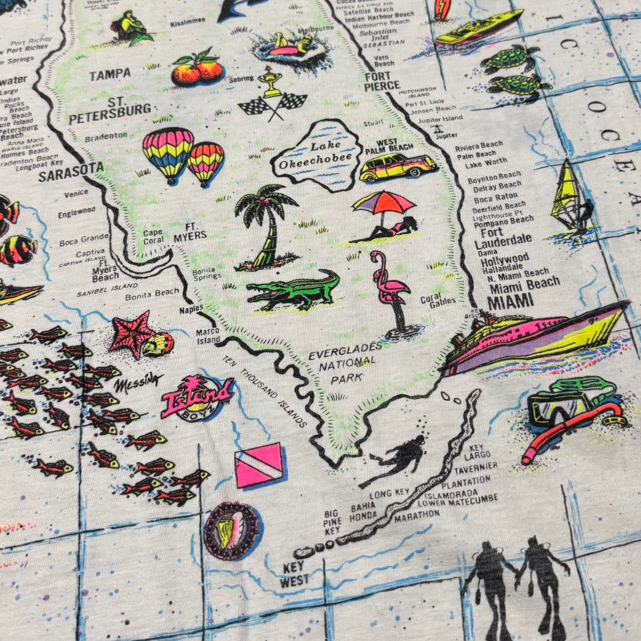 90s AOP Florida Map Print Graphic Tee