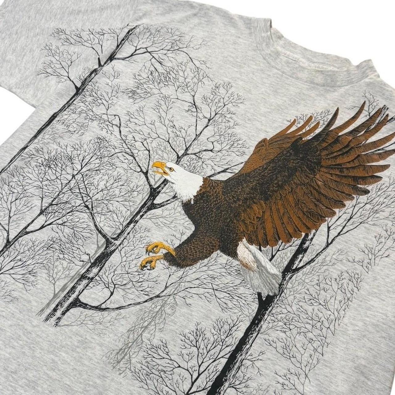 90s Bald Eagle Soaring Bird Wild Animal Aviary Nature Graphic T-shirt
