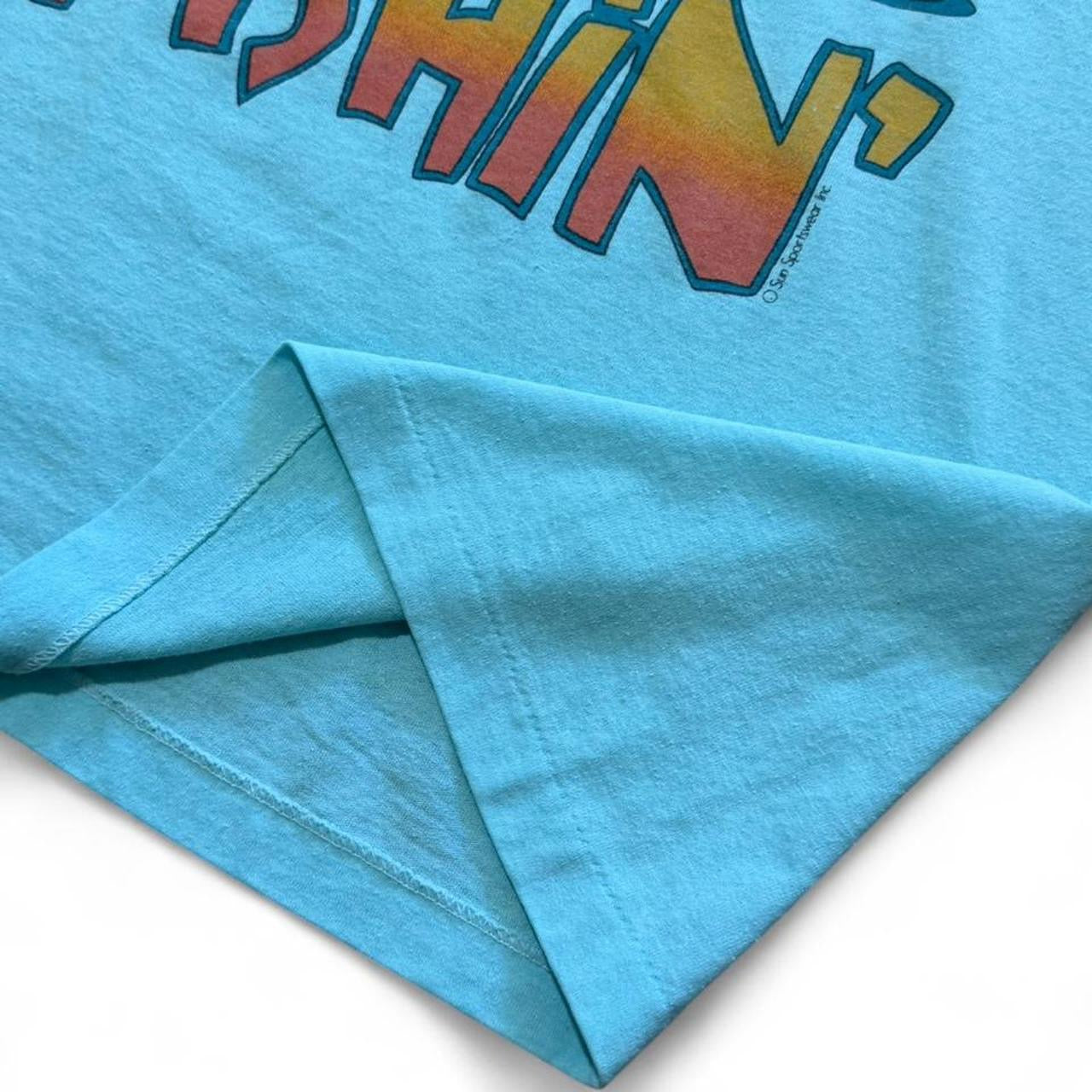 Vintage 80s Hooked On Fishing Funny Humour Joke Novelty T-shirt