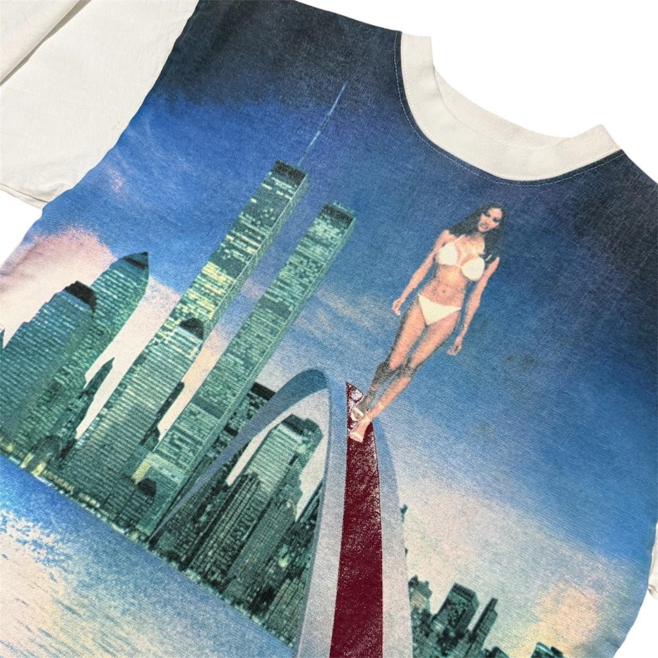 Vintage 90s Phat Farm New York City Twin Towers 9/11 NYC World Trade T-shirt