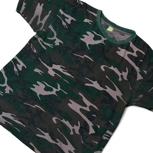 Vintage 80s Green Camouflage Hunting Faded Cotton T-shirt