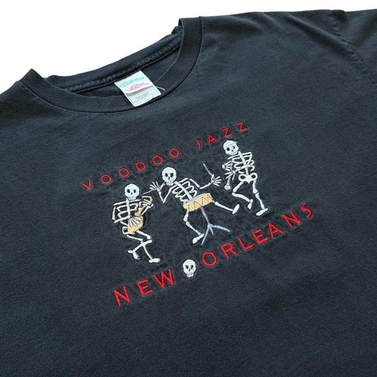 90s Voodoo Jazz New Orleans Spooky Skeletons Embroider Halloween T-shirt