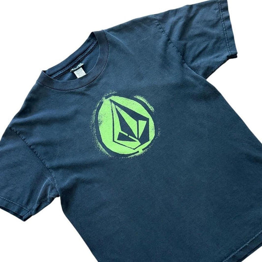 Y2K Volcom Faded Green Spraypaint Logo Skater Surf Graphic Logo T-shirt