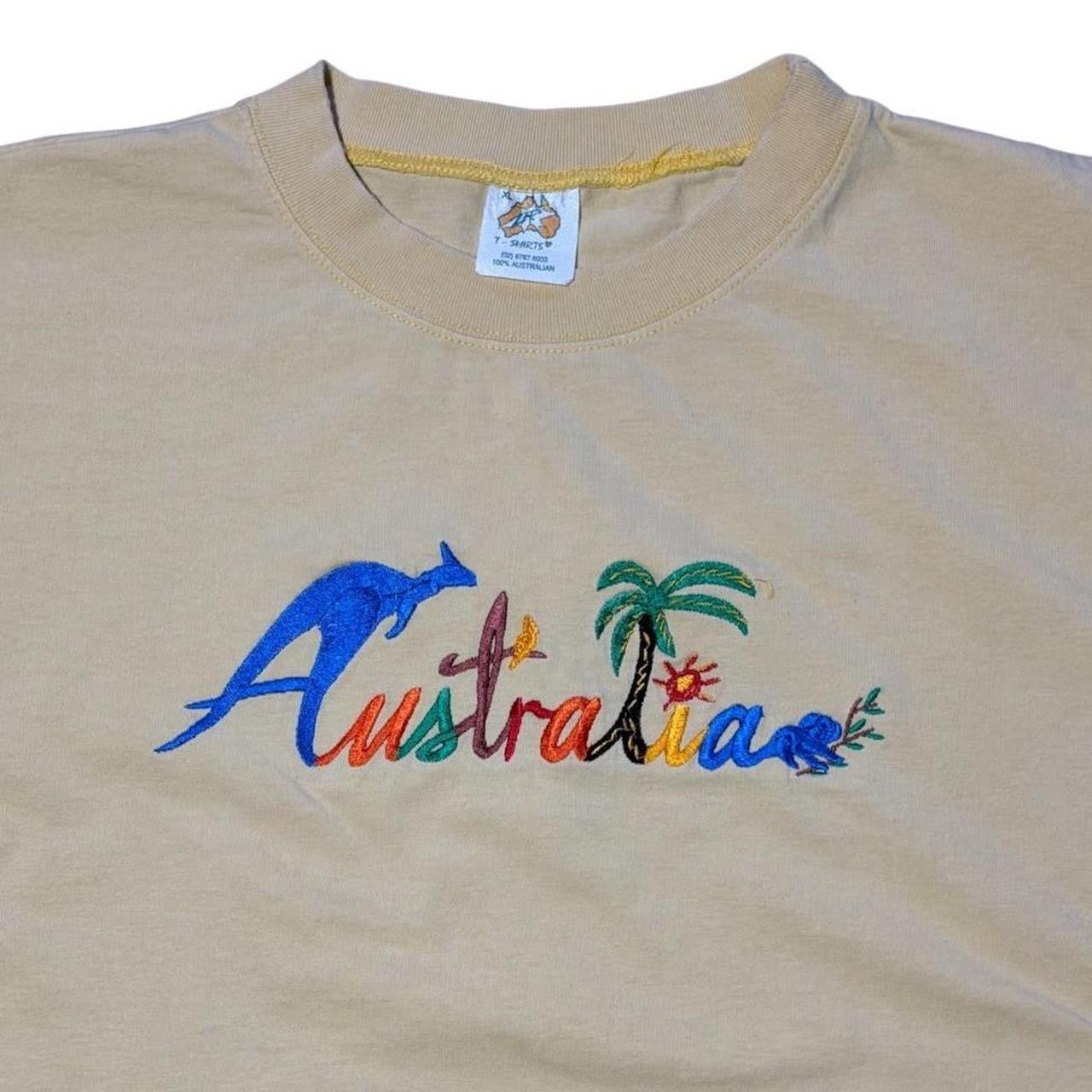 90s Australia Embroidered Kangaroo Nature Gold Coast Souvenir T-shirt