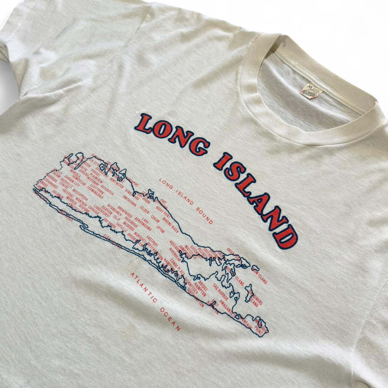 Vintage 80s Long Island New York Map Location Graphic T-shirt
