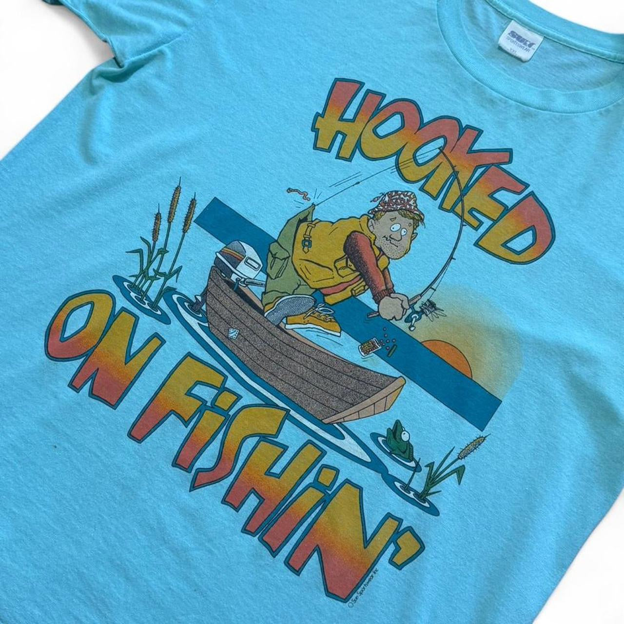Vintage 80s Hooked On Fishing Funny Humour Joke Novelty T-shirt
