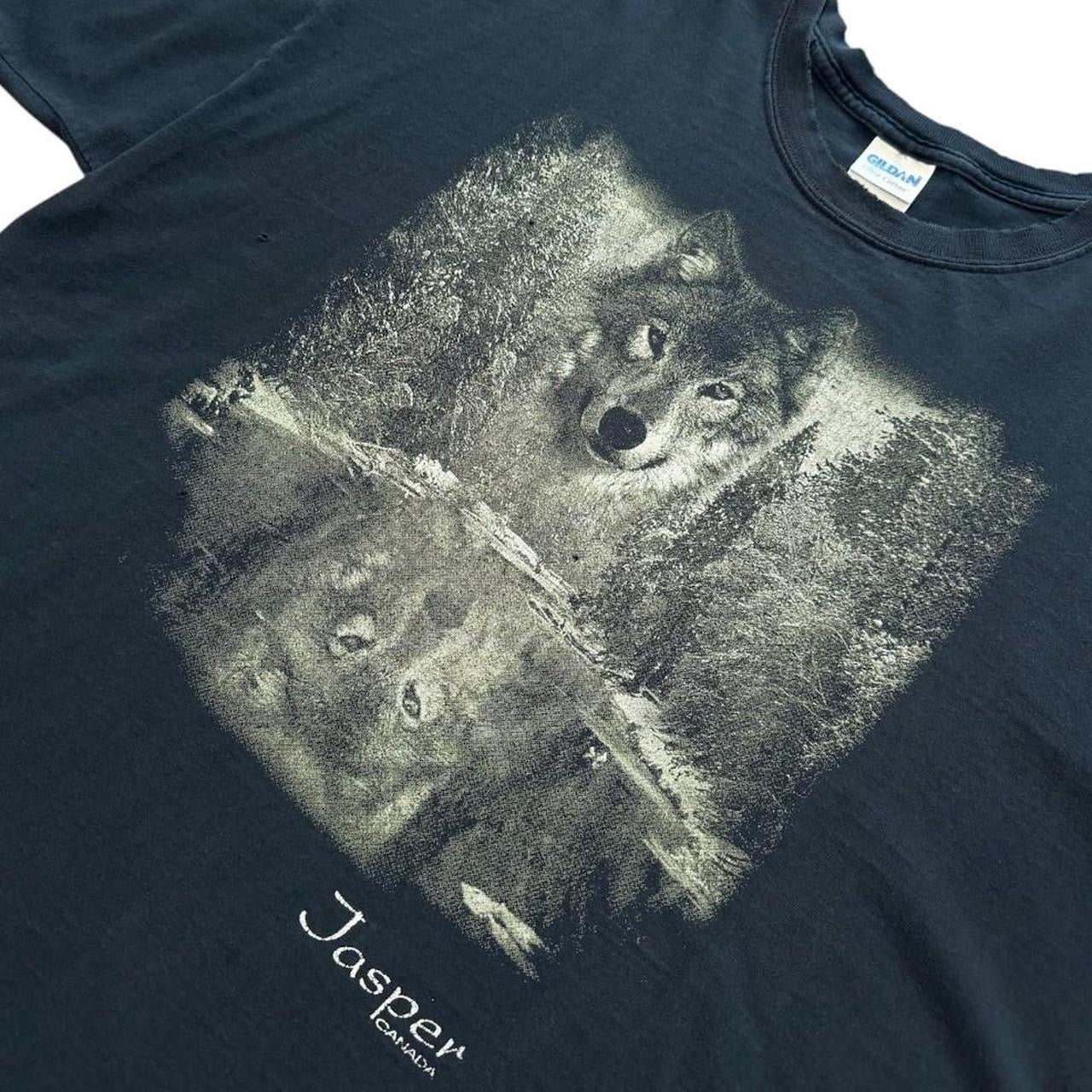 90s Jasper Canada Wolf Reflection Nature Animal Wolves Graphic T-shirt
