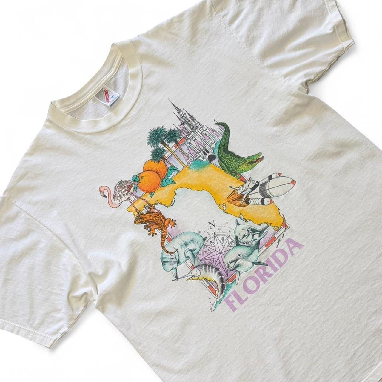 Vintage 90s Florida Orange State Dolphin Map Disney Nature Art Graphic T-shirt