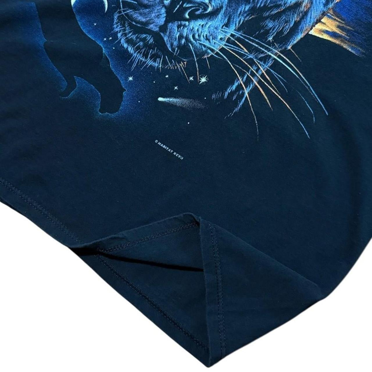 90s Habitat Black Panther Animal Nature Jungle Cat Art Graphic T-Shirt