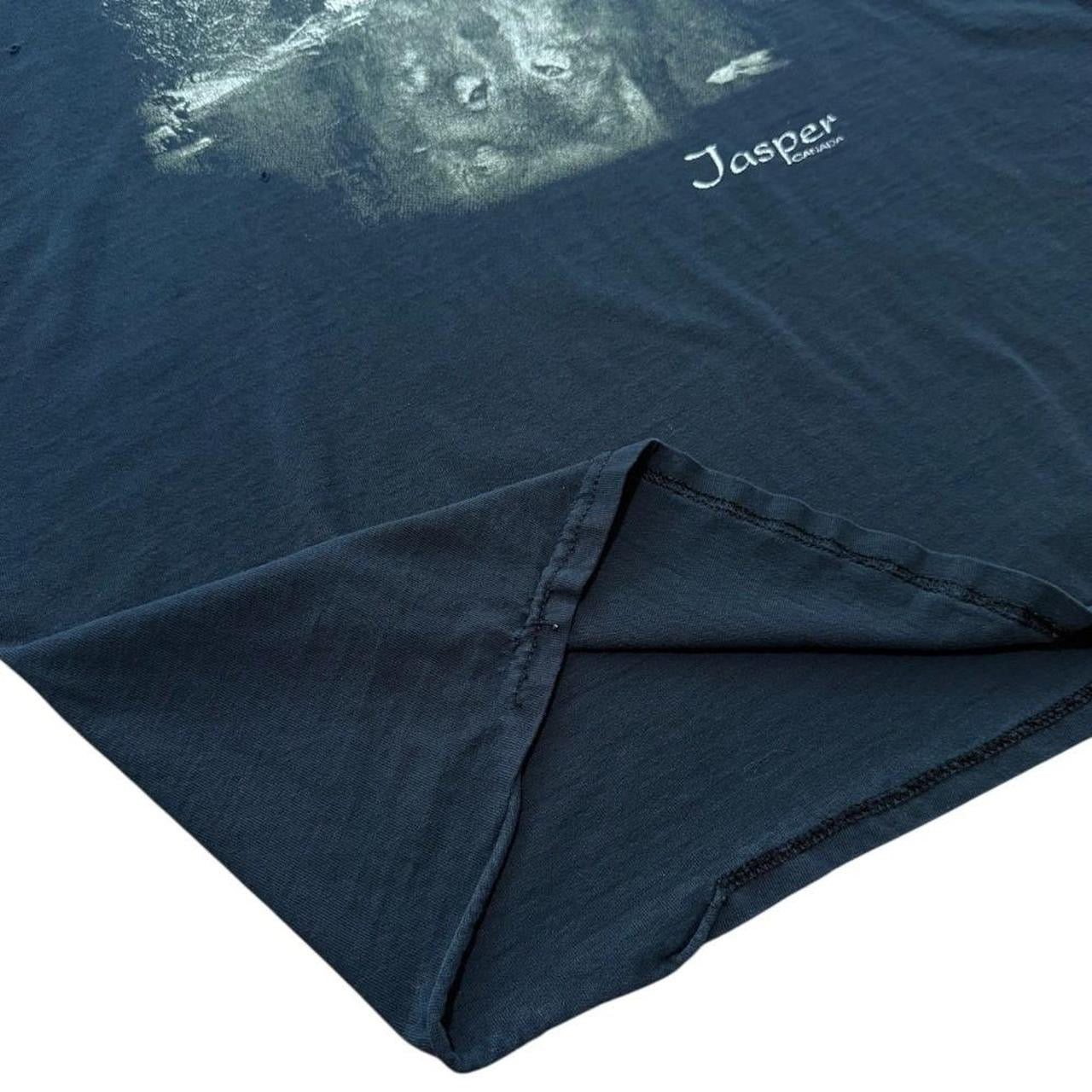 90s Jasper Canada Wolf Reflection Nature Animal Wolves Graphic T-shirt