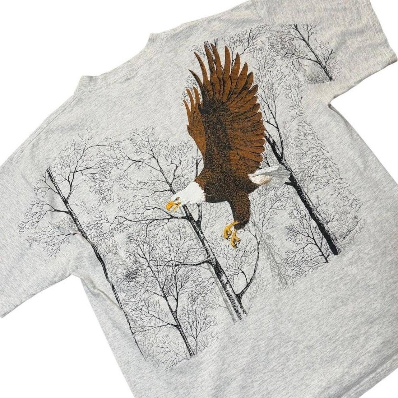 90s Bald Eagle Soaring Bird Wild Animal Aviary Nature Graphic T-shirt