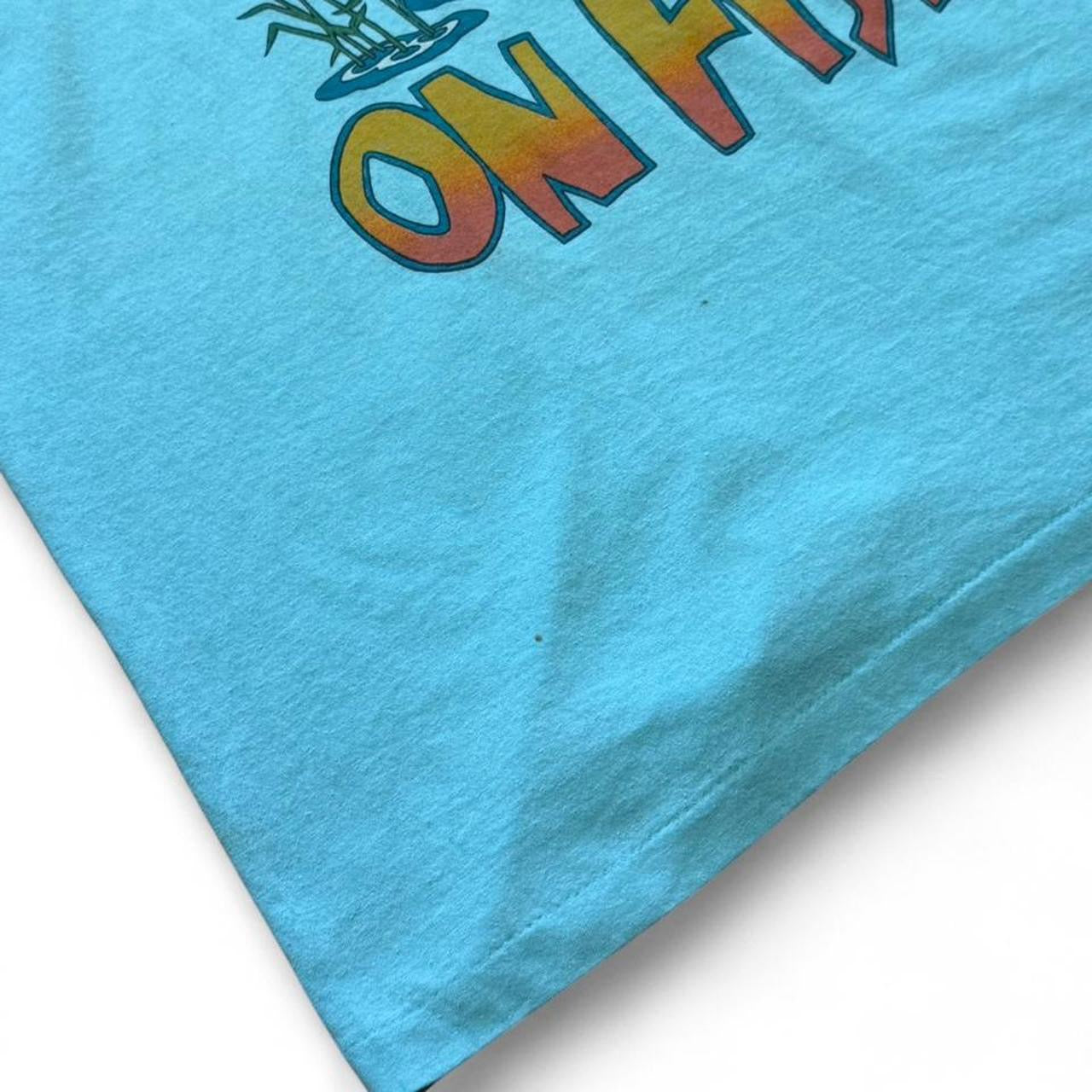 Vintage 80s Hooked On Fishing Funny Humour Joke Novelty T-shirt
