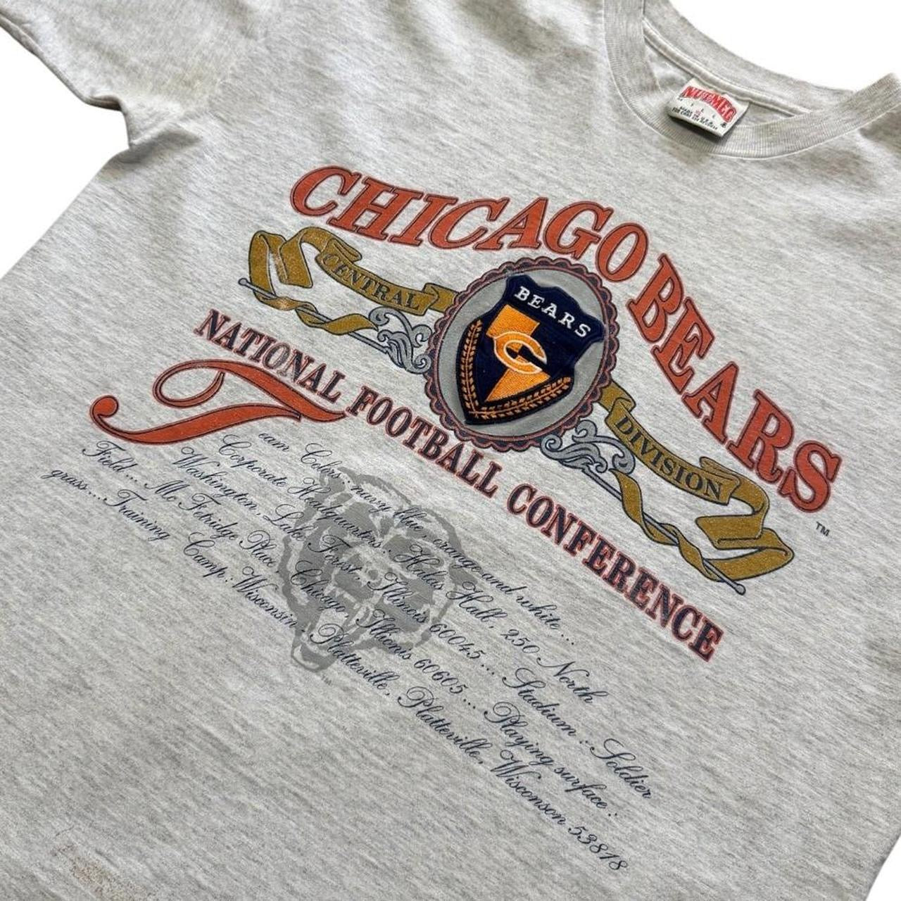 90s Chicago Bears NFL Football Sports Graphic Crest Embroidered T-Shirt