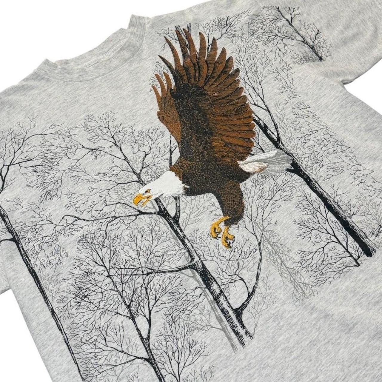 90s Bald Eagle Soaring Bird Wild Animal Aviary Nature Graphic T-shirt