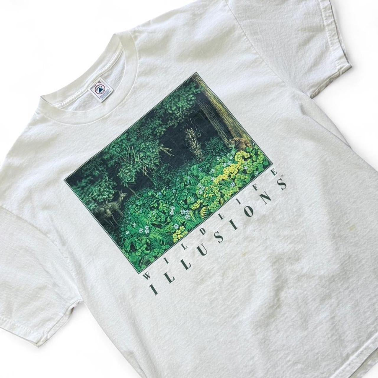 Vintage 90s Wildlife Illusions Art Nature Forest Wilderness Art T-shirt