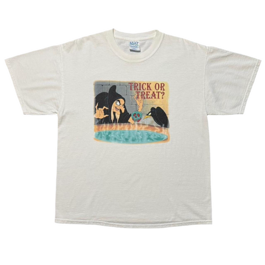 Disney Snow White Shirt "Trick Or Treat" Glitter Graphic Tee