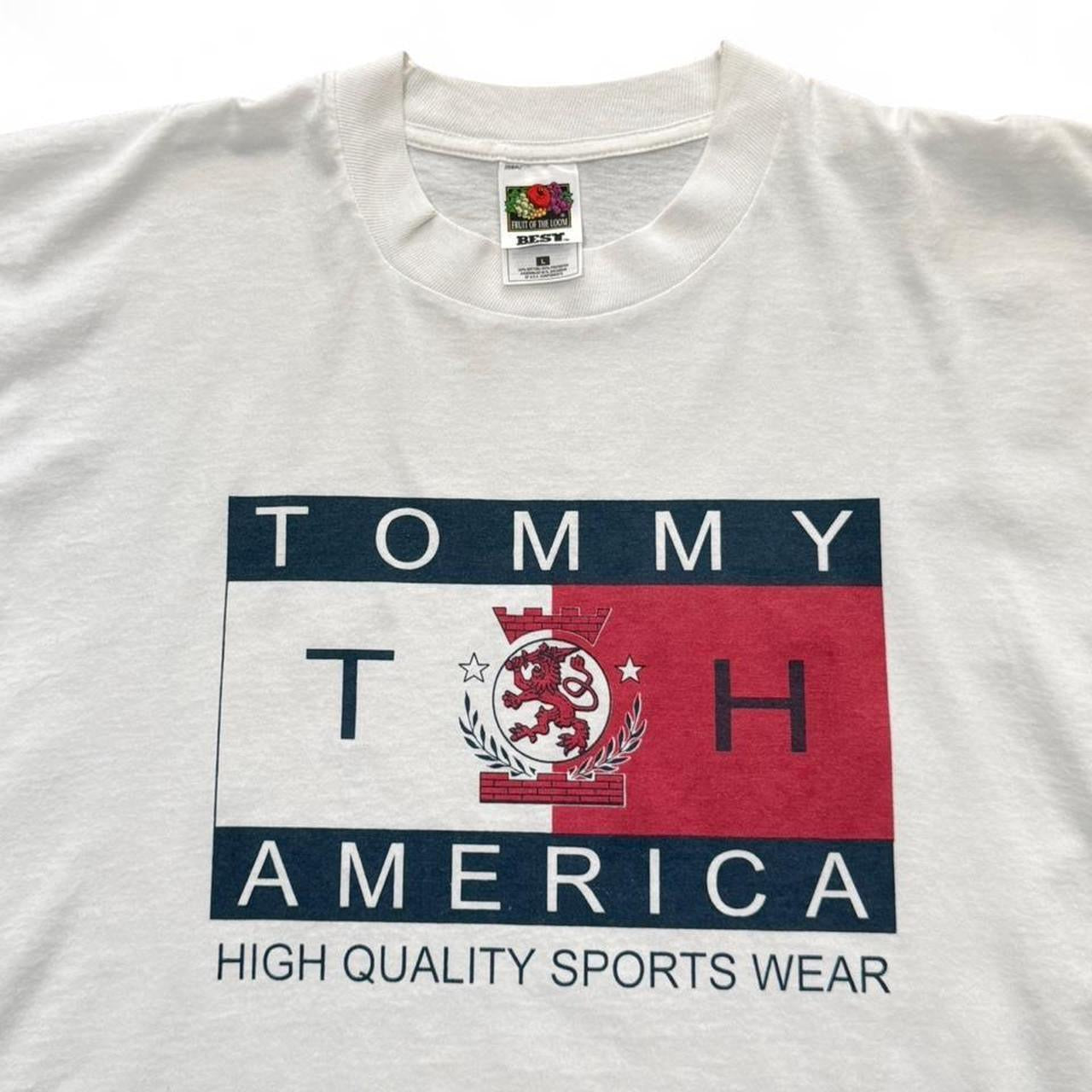 Vintage Y2K Tommy Hilfiger America Fashion Clothing Brand Graphic T-shirt