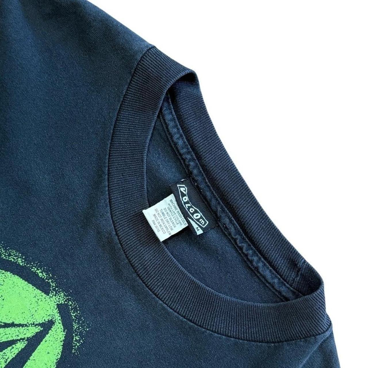 Y2K Volcom Faded Green Spraypaint Logo Skater Surf Graphic Logo T-shirt