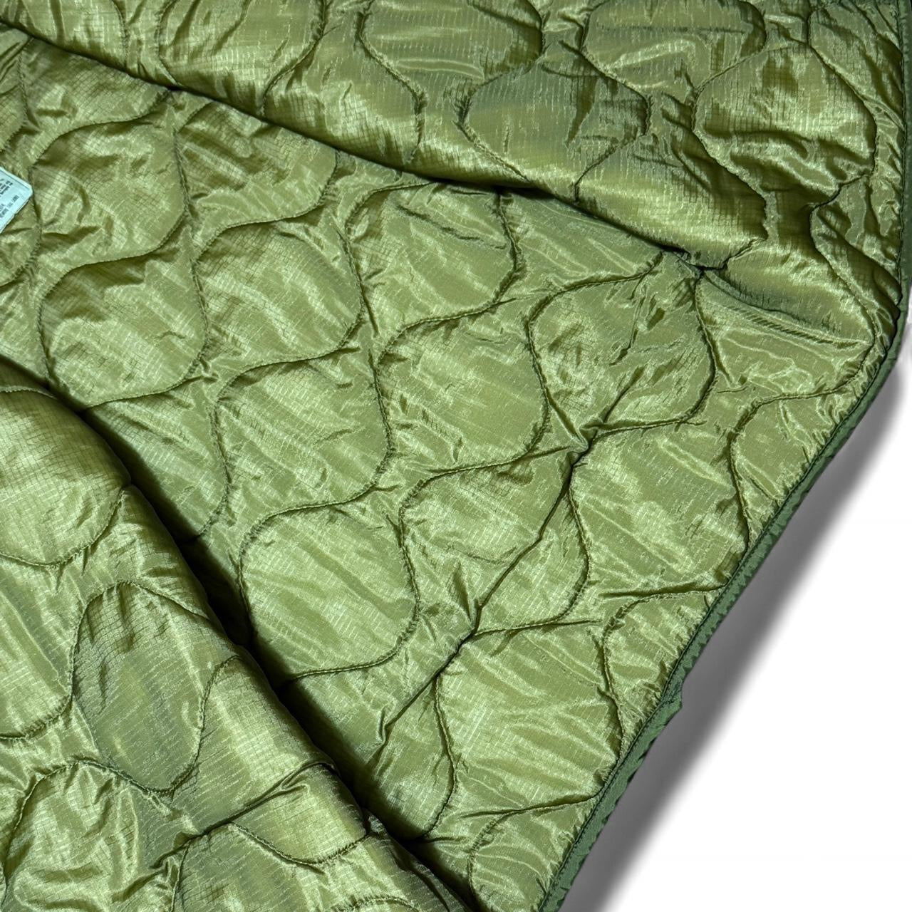 Vintage U.S. Military M-65 Field Jacket Army Green Quilted Liner