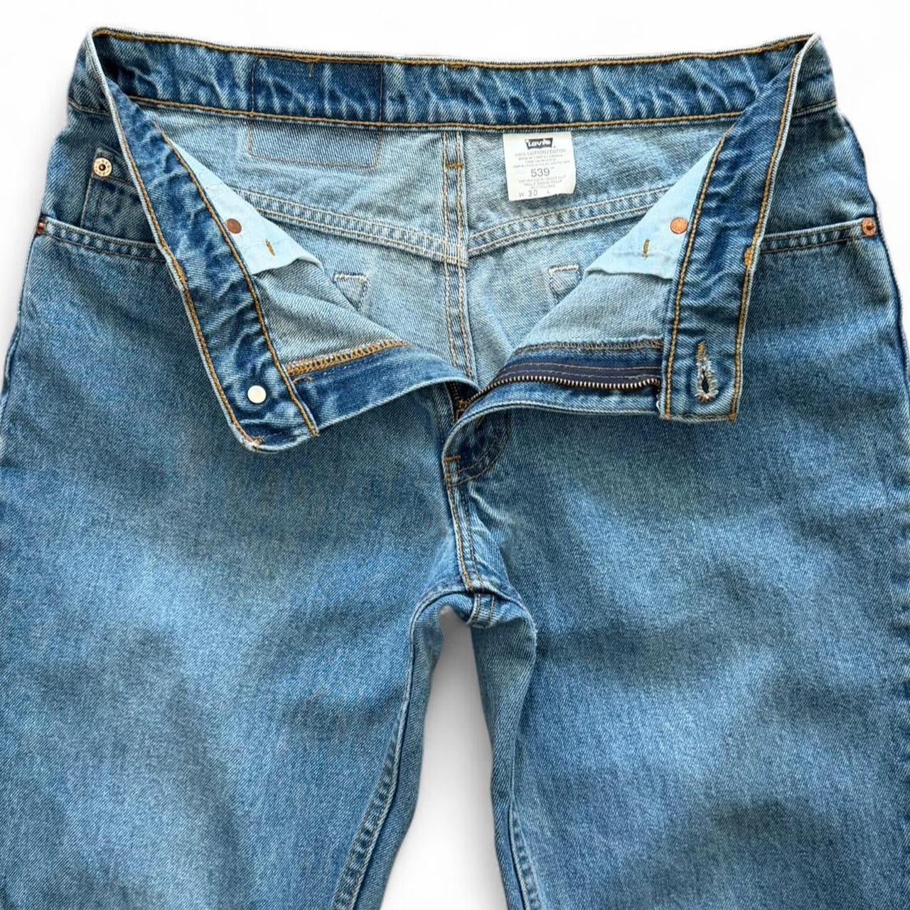 Vintage 90s Levi's 539 Blue Wash Straight Leg Denim Red Tag Jeans