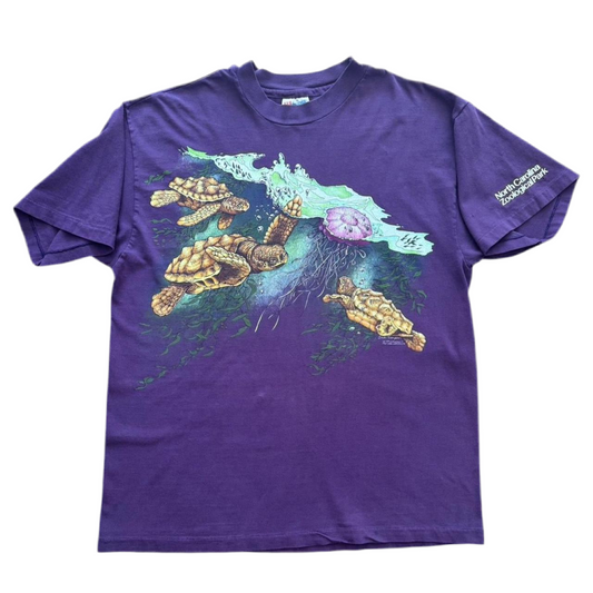 1993 Linda Thompson Sea Turtles Art Tee
