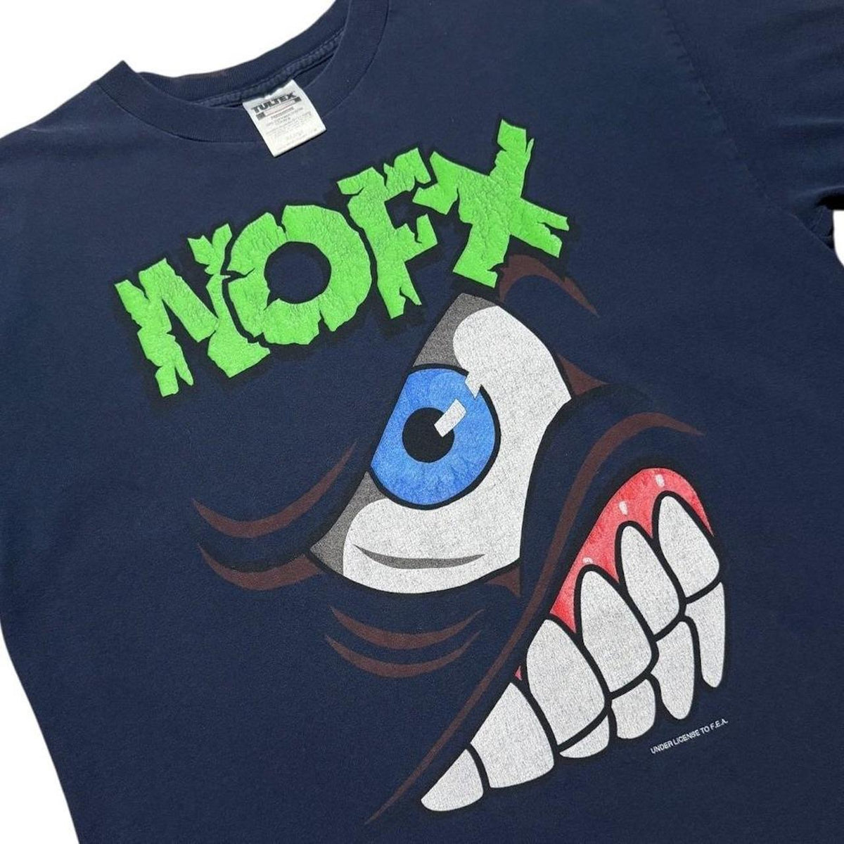 1994 NOFX Mons-Tour Ska Punk Rock Concert Band Merch FEA Graphic T-shirt