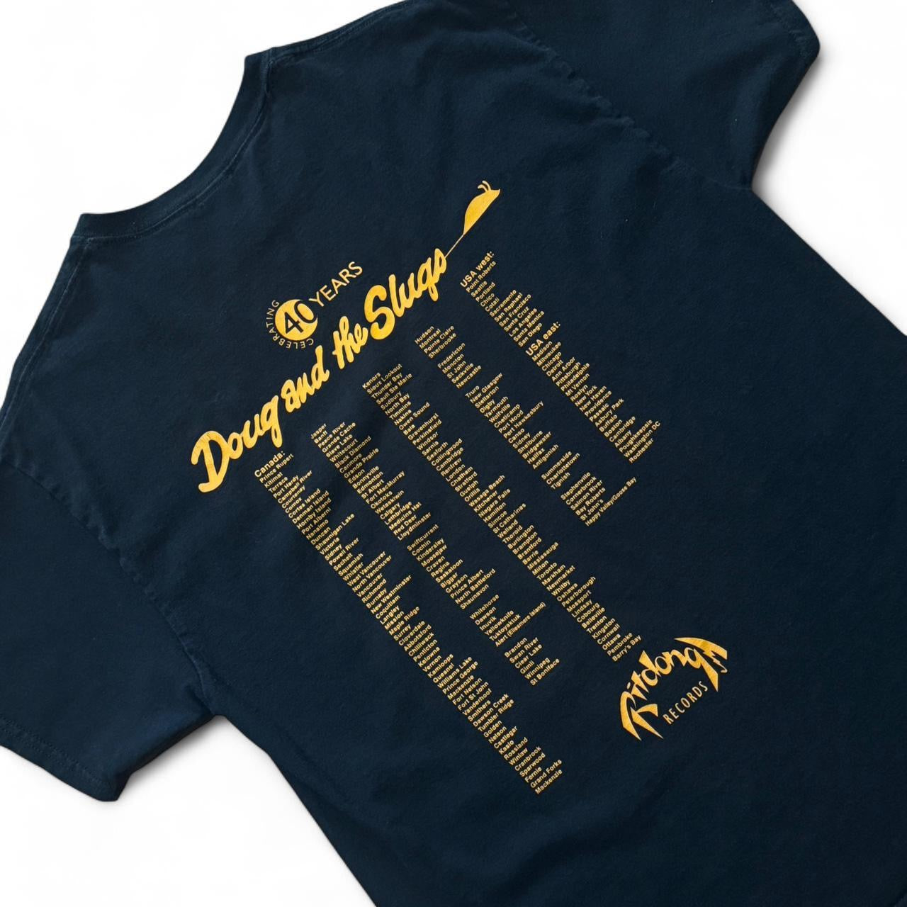 Y2K Doug & The Slugs 40th Anniversary Rock Band Concert Merch Tee