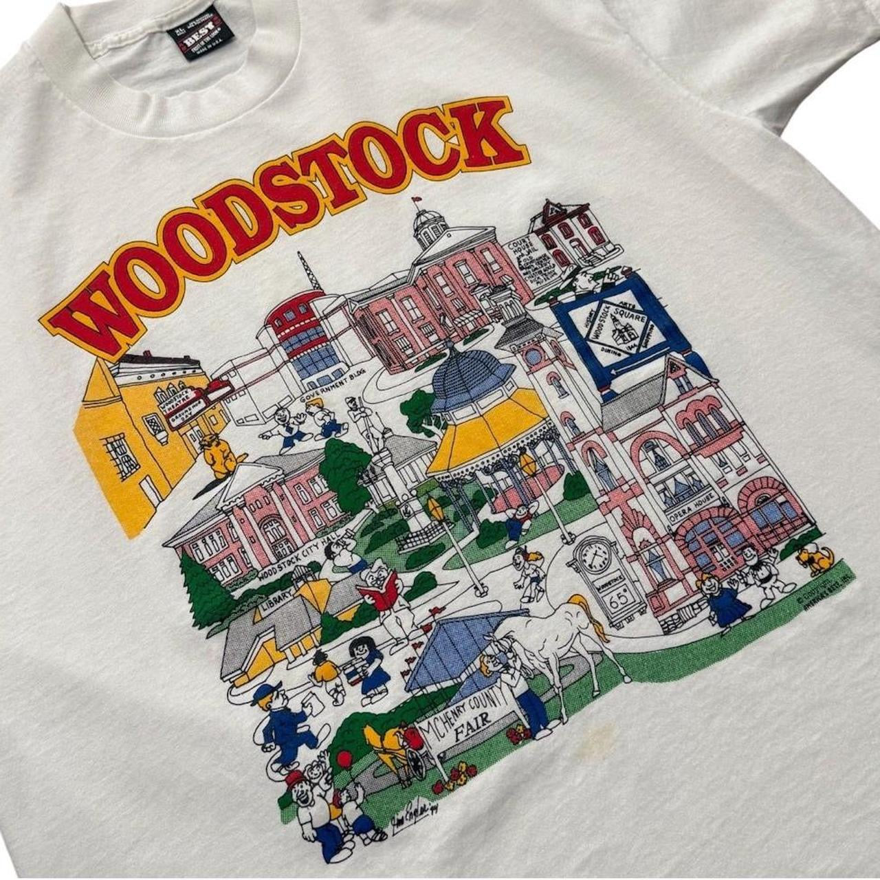 90s Woodstock Illinois Groundhog Day Graphic Architecture Art T-shirt