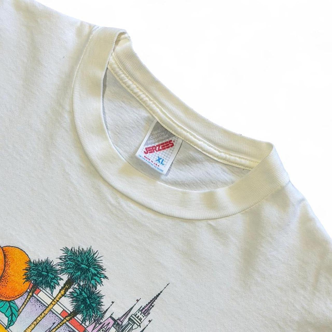 Vintage 90s Florida Orange State Dolphin Map Disney Nature Art Graphic T-shirt