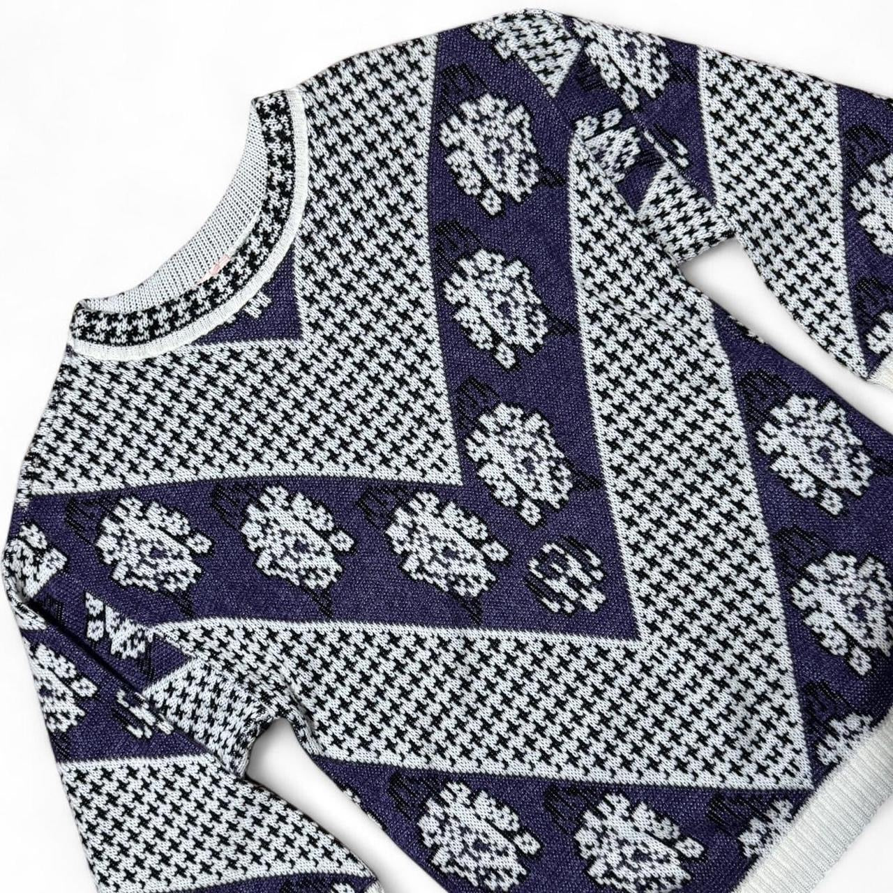 90s Purple Floral Acrylic Knit Retro Grandma 3/4 Sleeve Sweater