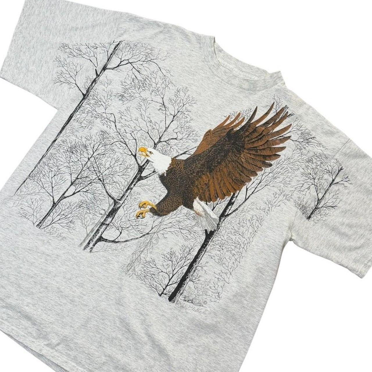 90s Bald Eagle Soaring Bird Wild Animal Aviary Nature Graphic T-shirt