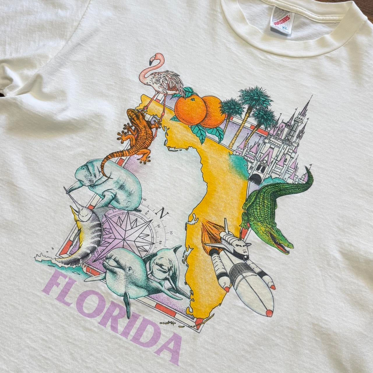 Vintage 90s Florida Orange State Dolphin Map Disney Nature Art Graphic T-shirt