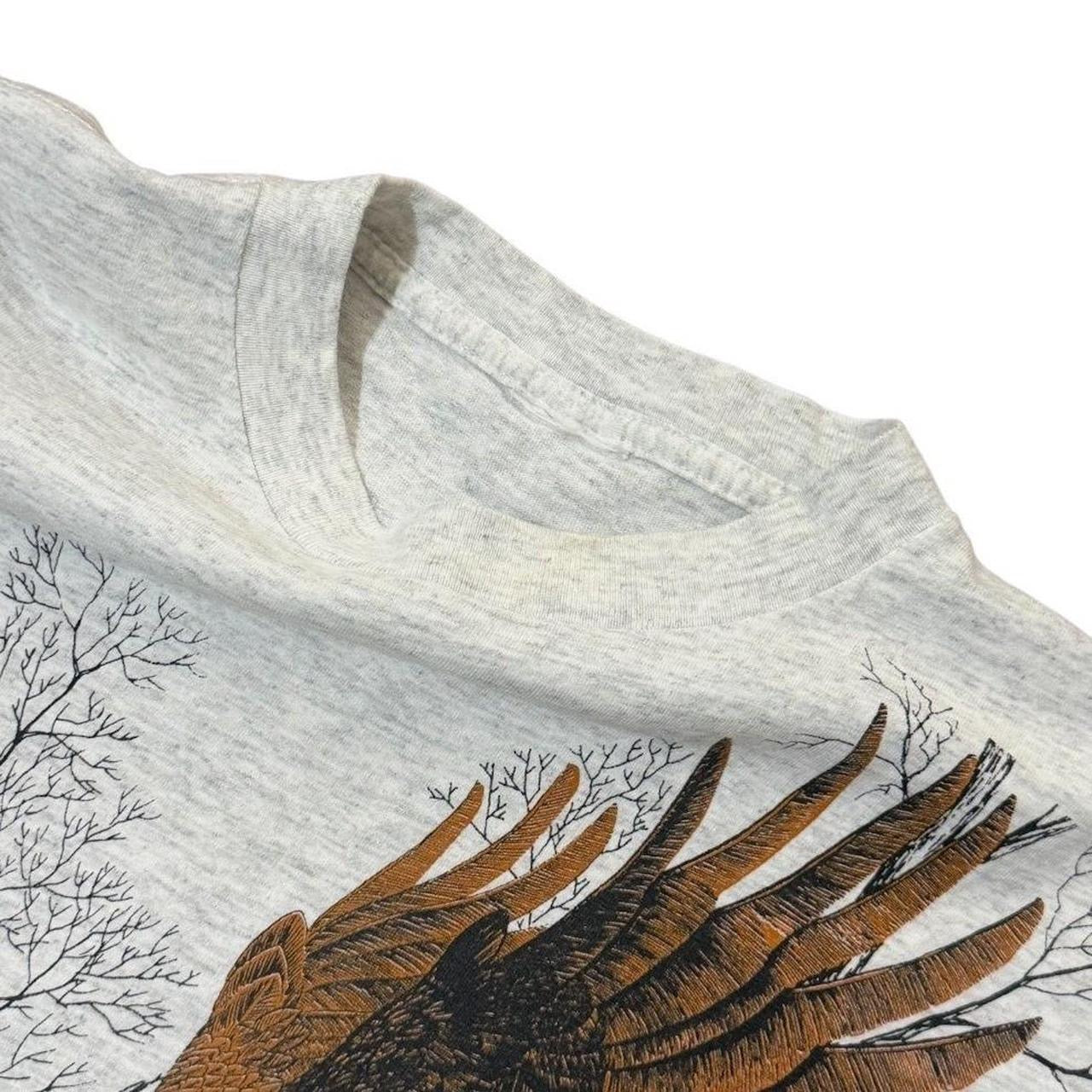 90s Bald Eagle Soaring Bird Wild Animal Aviary Nature Graphic T-shirt
