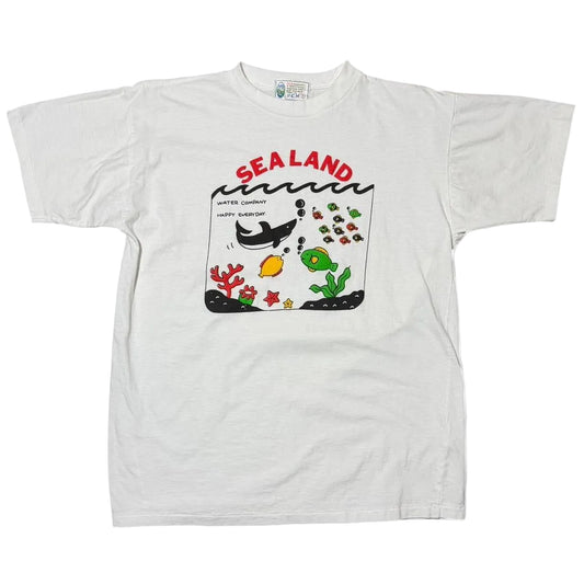 Vintage 90s Sea Land Water Nature Ocean Fish Art Graphic T-Shirt
