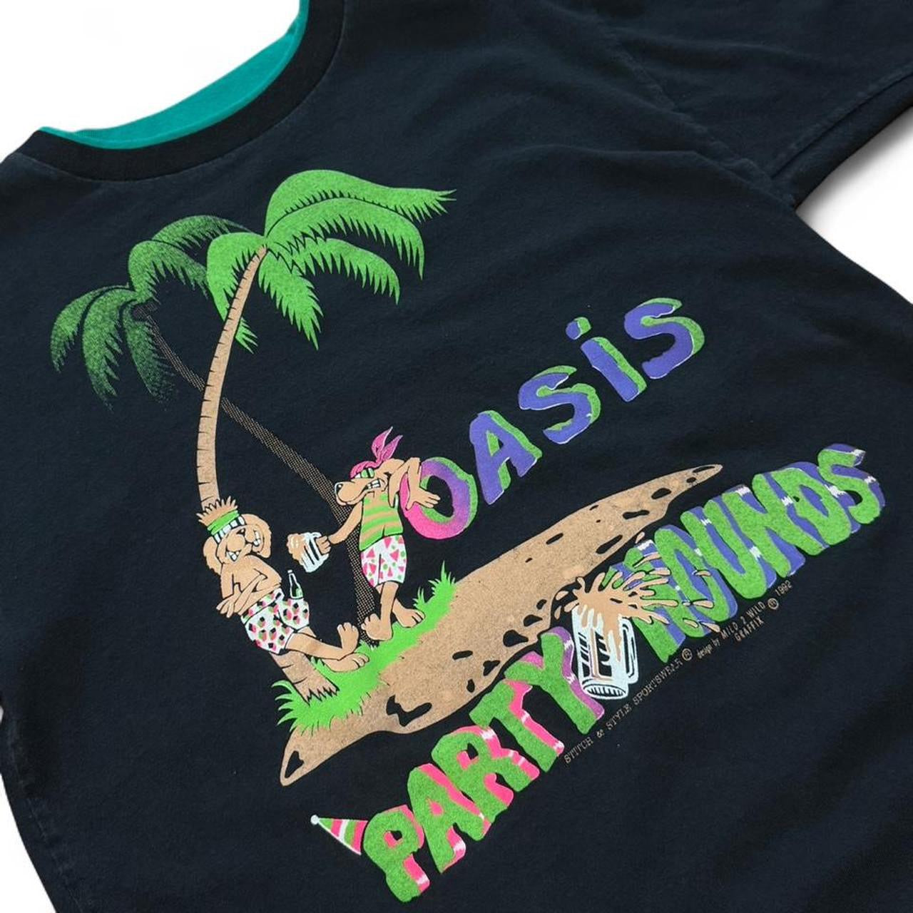 Vintage 90s Oasis Party Hounds Cartoon Beach Palm Tree Animal T-shirt