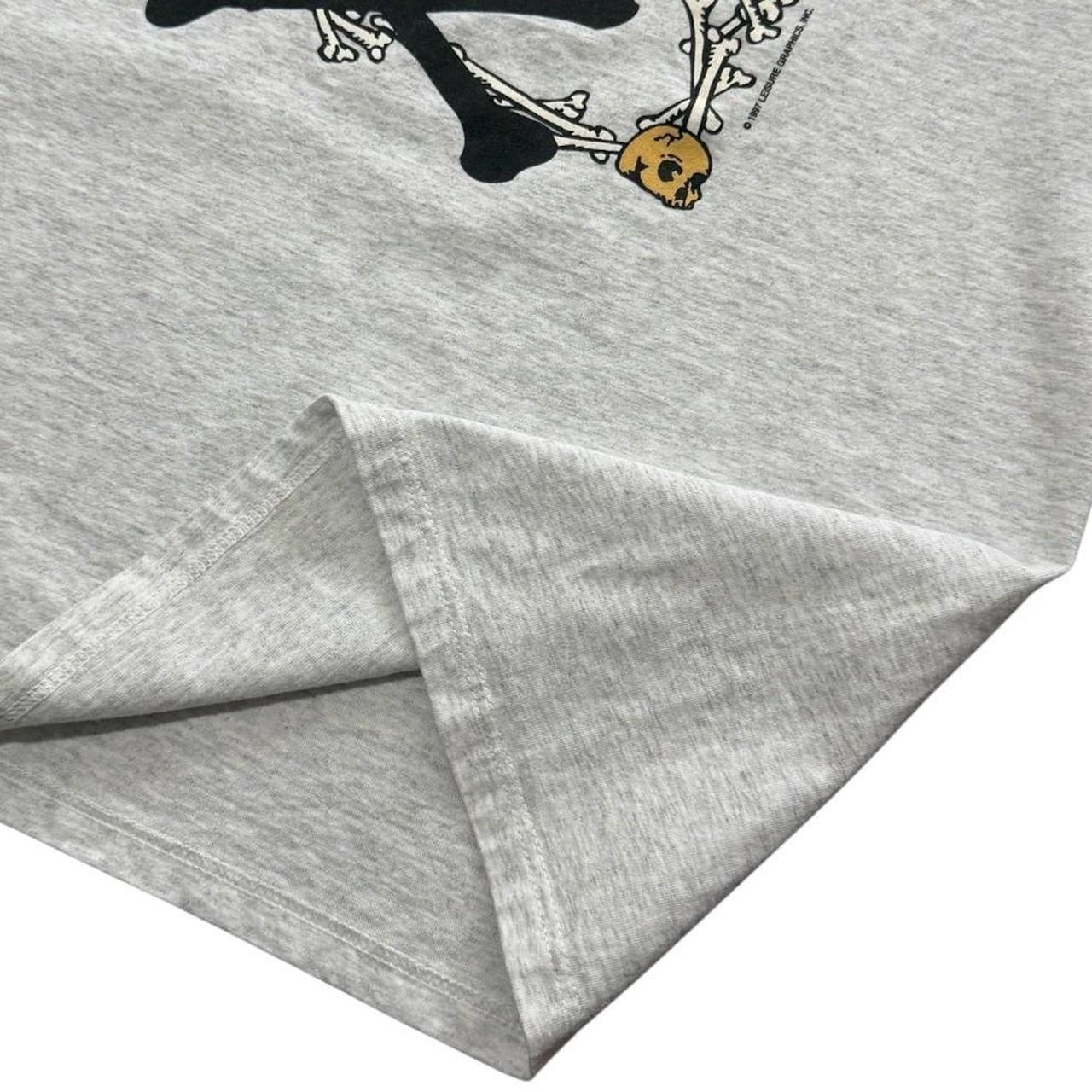 90s Deadstock Lacrosse Skull Cross Bones Sports Graphic Art NWT T-Shirt