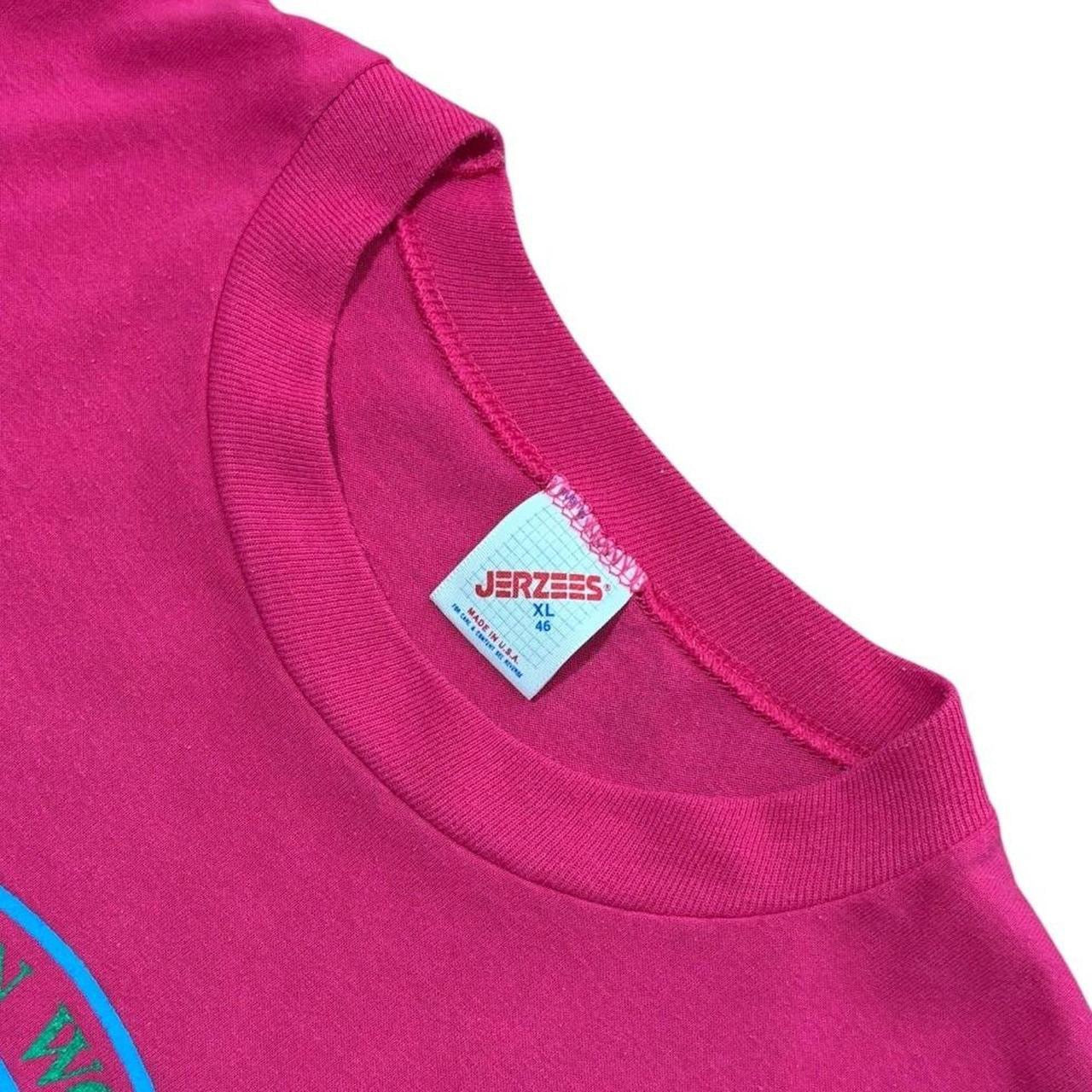 90s Hampton Woods Apartments Pink Retro Graphic USA Souvenir T-shirt