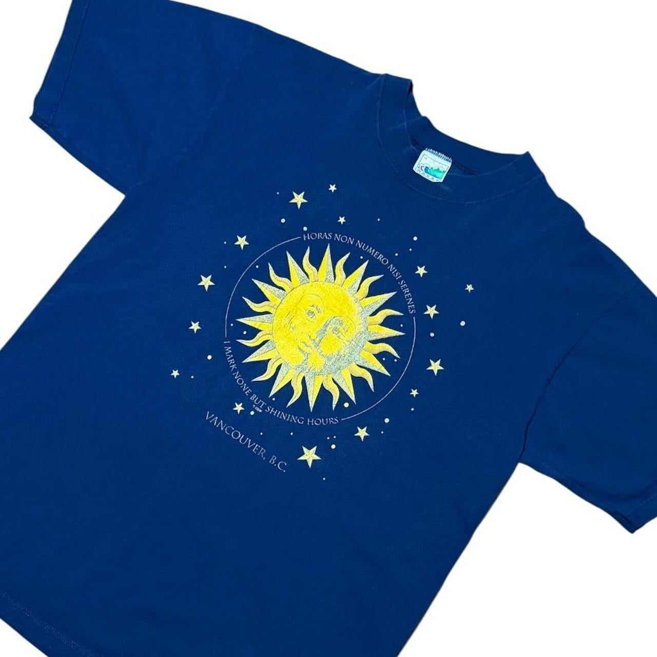 90s Vancouver BC Sun Moon Celestial Souvenir Tourist Graphic T-shirt