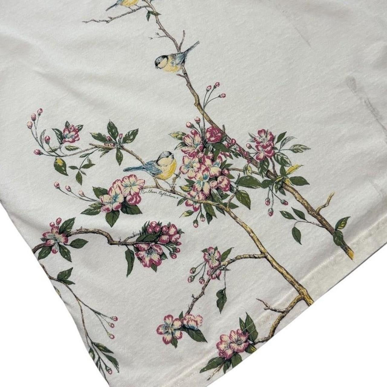 90s Northern Reflections Birds Floral Cute Flowers Animal Nature T-shirt