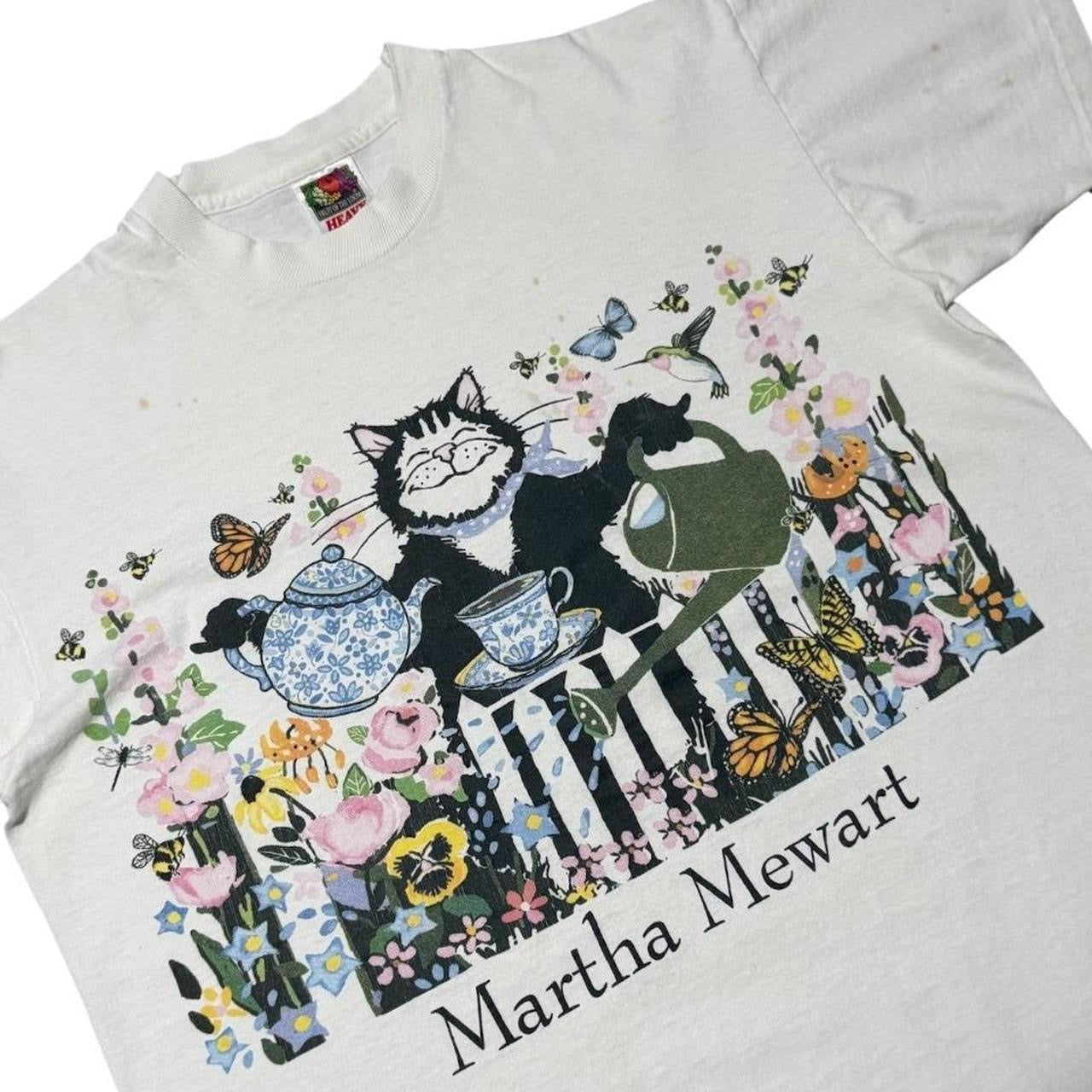 90s Martha Mewart Cat Kitty Funny Animal Cottage Tea Art Graphic T-shirt