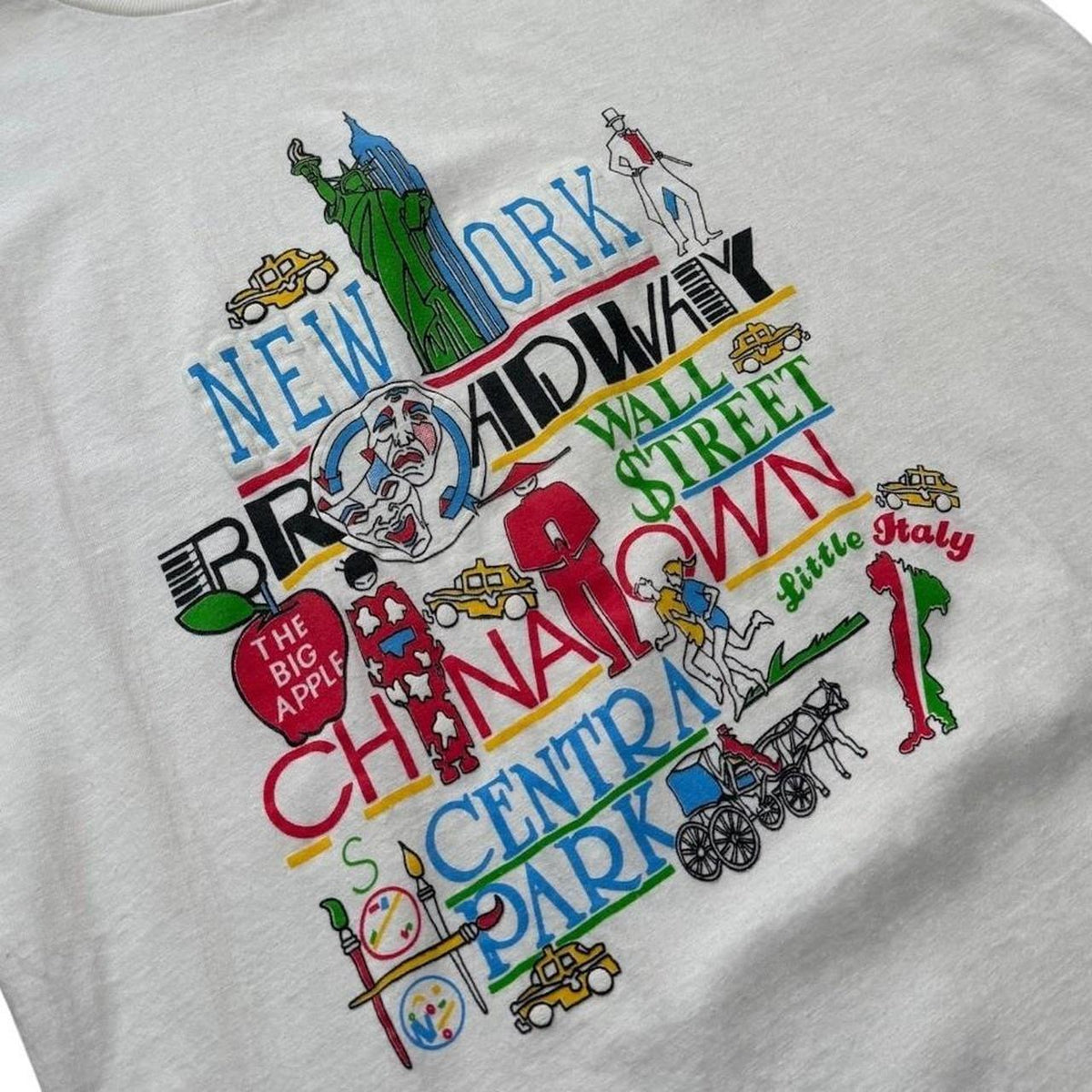90s New York City Districts NYC Souvenir Broadway Art Graphic T-shirt