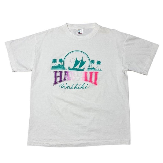 90s Caribbean Dream Hawaii Waikiki Travel Souvenir Art Graphic T-shirt